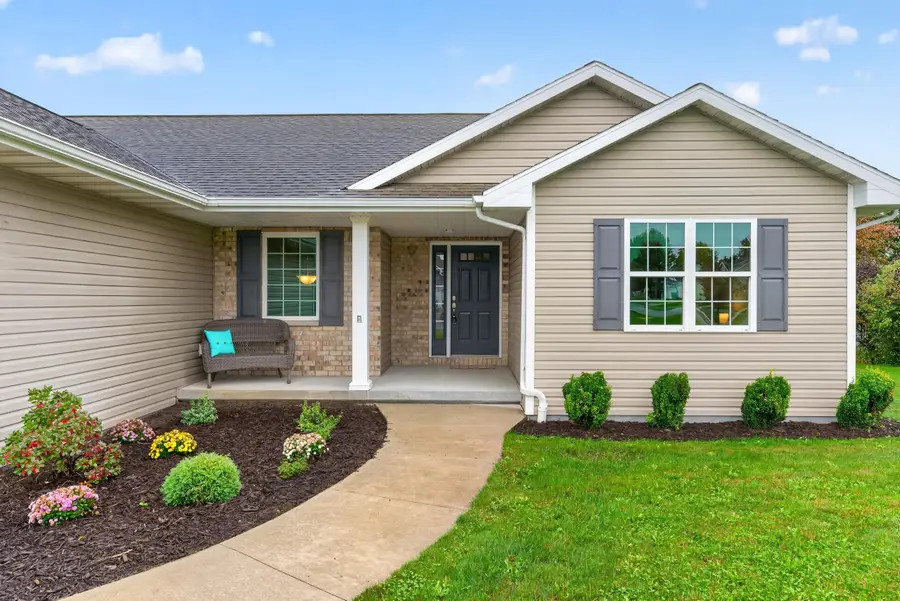 3875 Duchess Lane, Oshkosh, WI 54904-7325 - #2