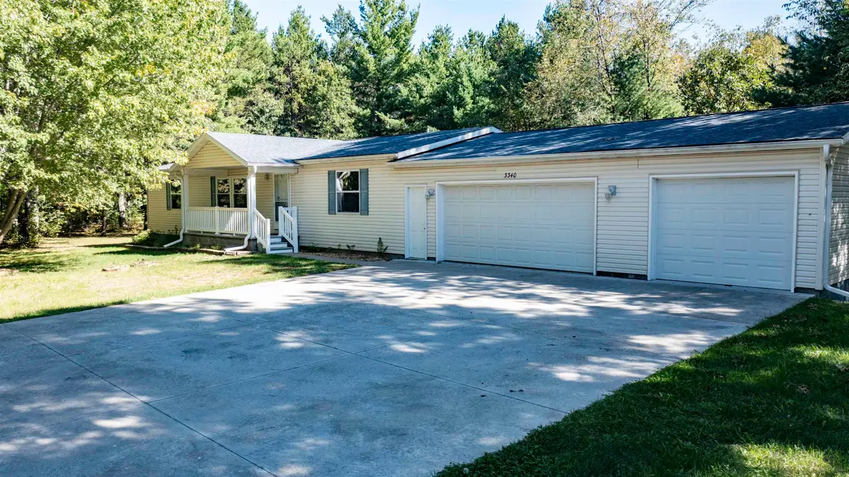 3340 Jackson Avenue, Plover, WI 54467-3701 - #1