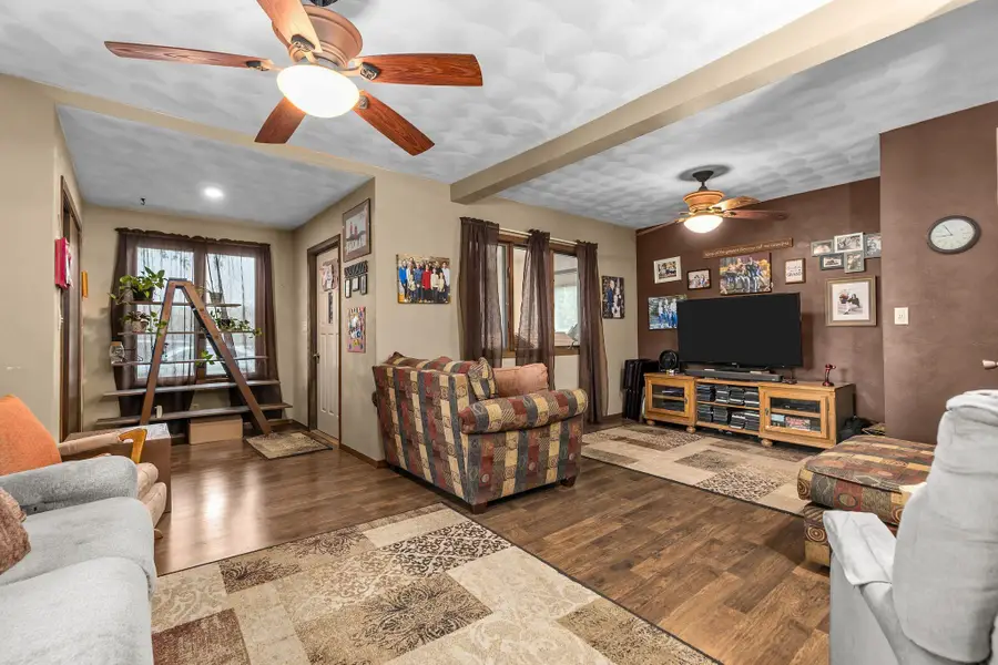 311 N Kensington Drive, Appleton, WI 54915 - #3
