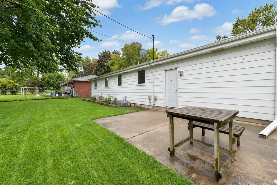 145 Reimer Street, Green Bay, WI 54302 - #2