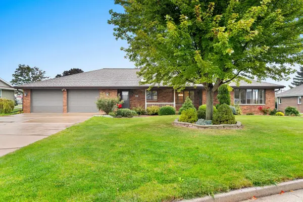 824 Ralph Street, LUXEMBURG, WI 54217
