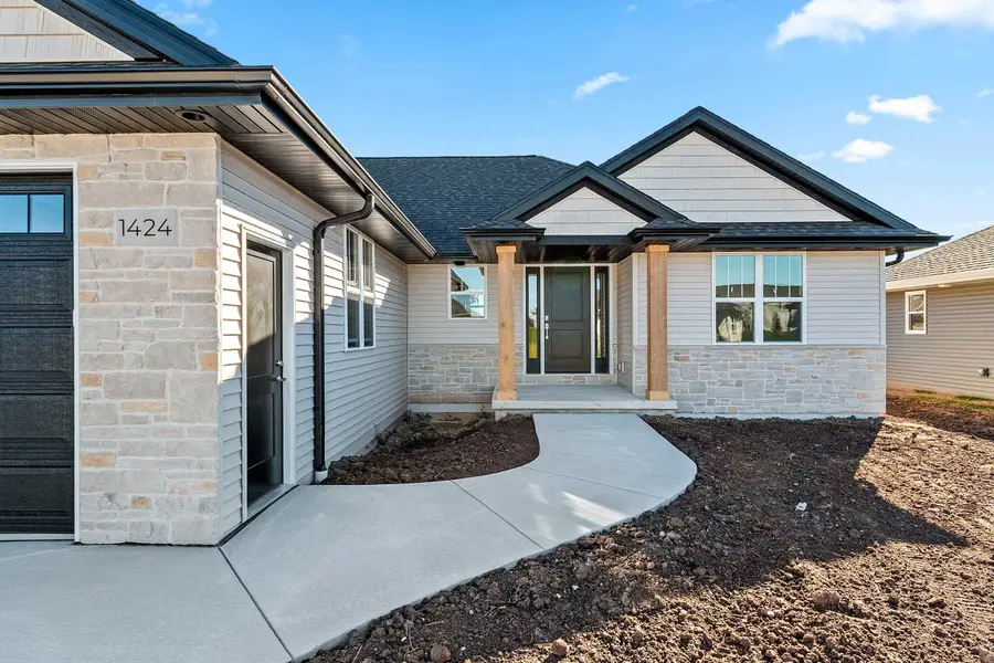 1424 Divinity Drive, De Pere, WI 54115 - #2