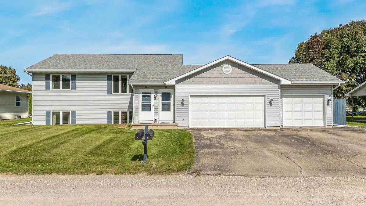 60 Kope Avenue, Oshkosh, WI 54901 - #1
