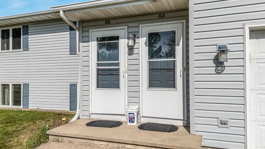 60 Kope Avenue, Oshkosh, WI 54901 - #3