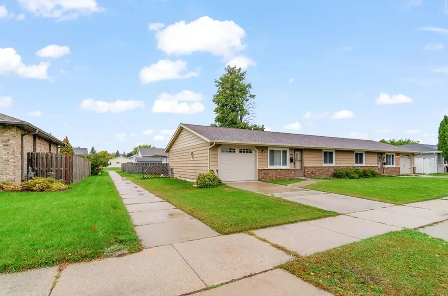 930 Abrams Street, Green Bay, WI 54302-9999 - #2