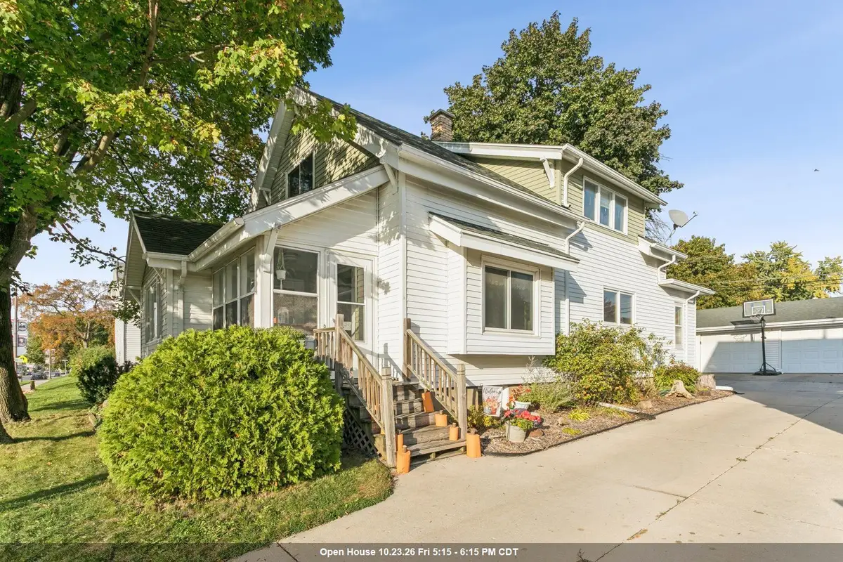 318 S Main Street, Brillion, WI 54110-1208 - #1