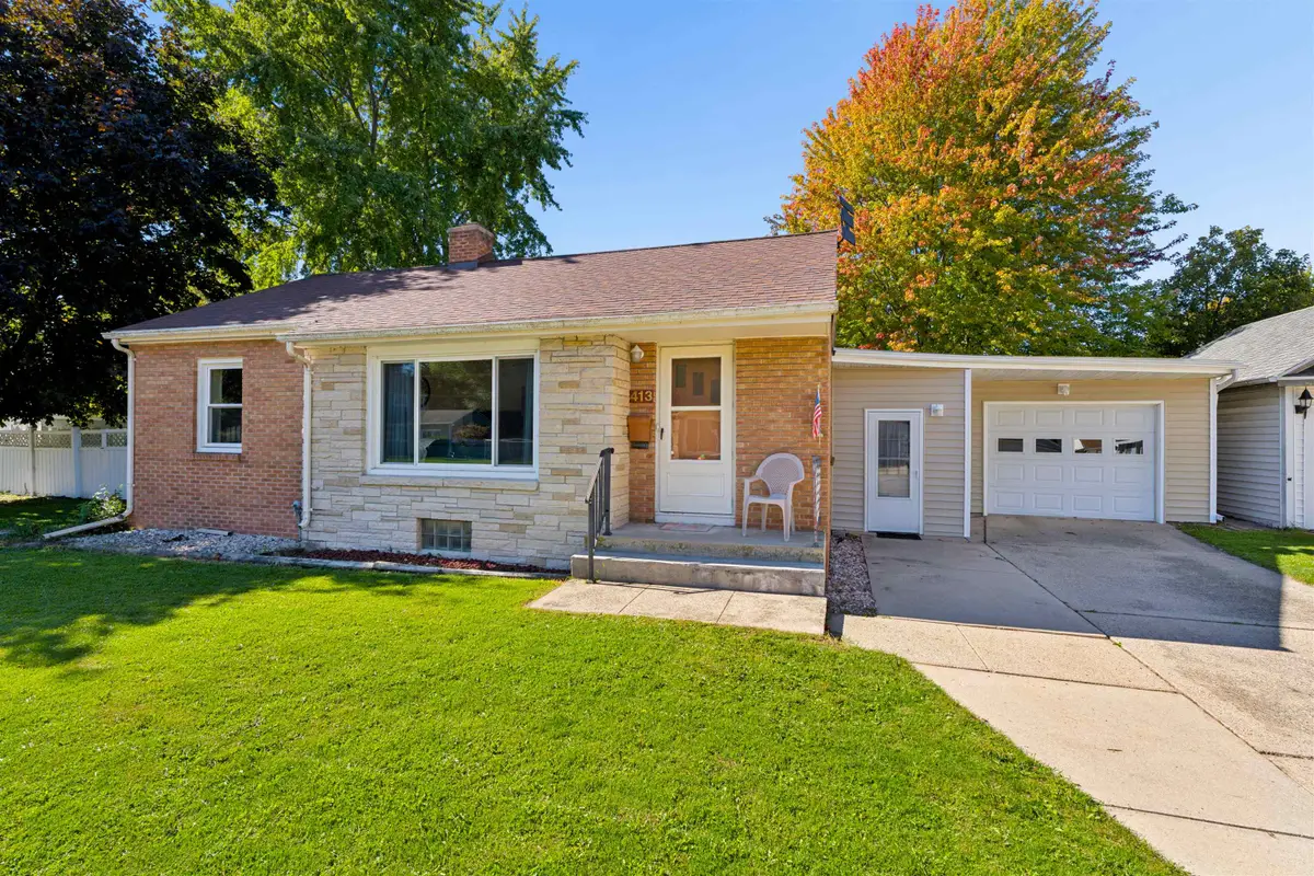 413 Stevens Court, Oshkosh, WI 54901 - #1
