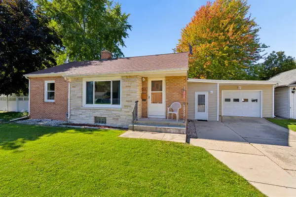 413 Stevens Court, OSHKOSH, WI 54901