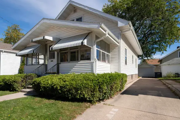 1422 Ohio Street, OSHKOSH, WI 54902
