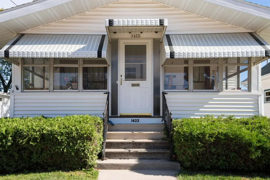 1422 Ohio Street, Oshkosh, WI 54902 - #2