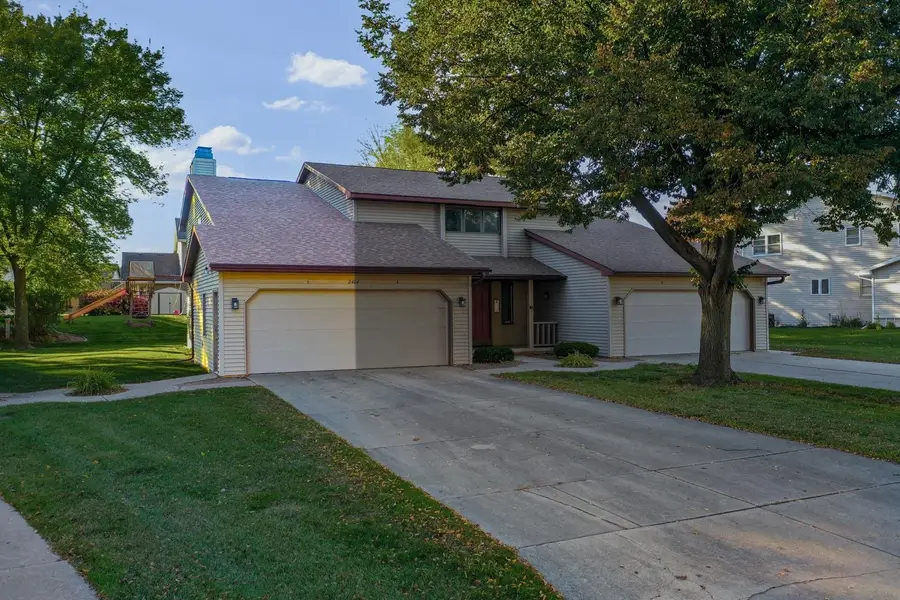 2404 Cedar Ridge Court #C, Green Bay, WI 54313-5784 - #2