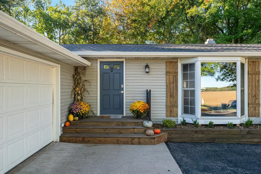 N3425 County Road Q, Waupaca, WI 54981 - #2