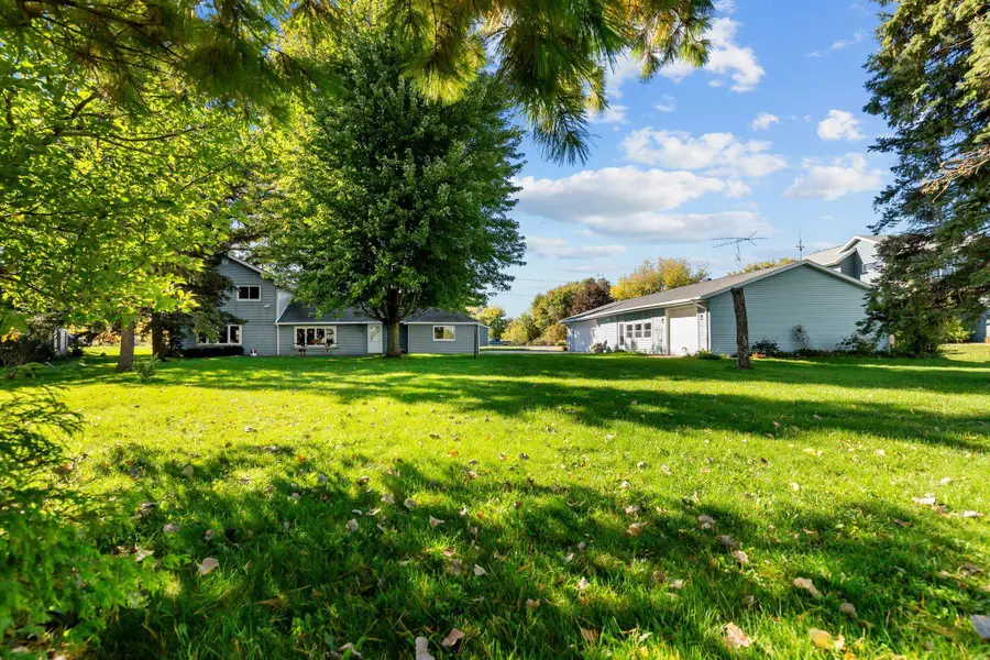 5592 Lake Road, Oshkosh, WI 54902 - #3