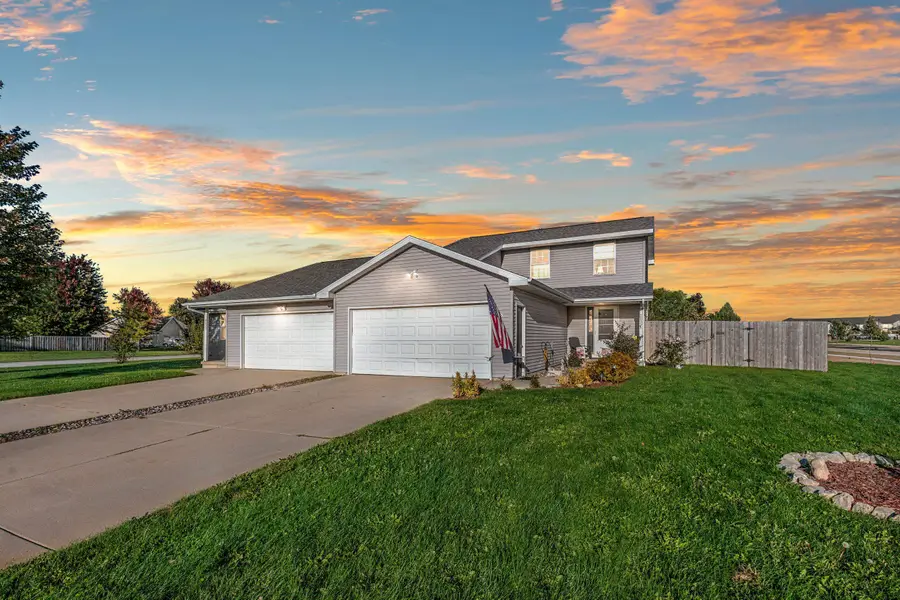 2633 Van View Street, Green Bay, WI 54311 - #3