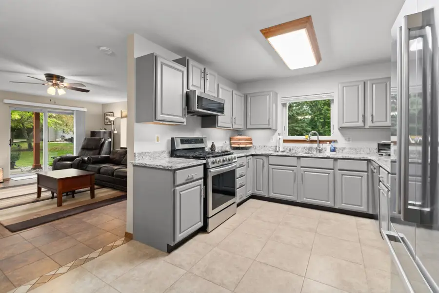 1013 S West Avenue #C, Appleton, WI 54915 - #2