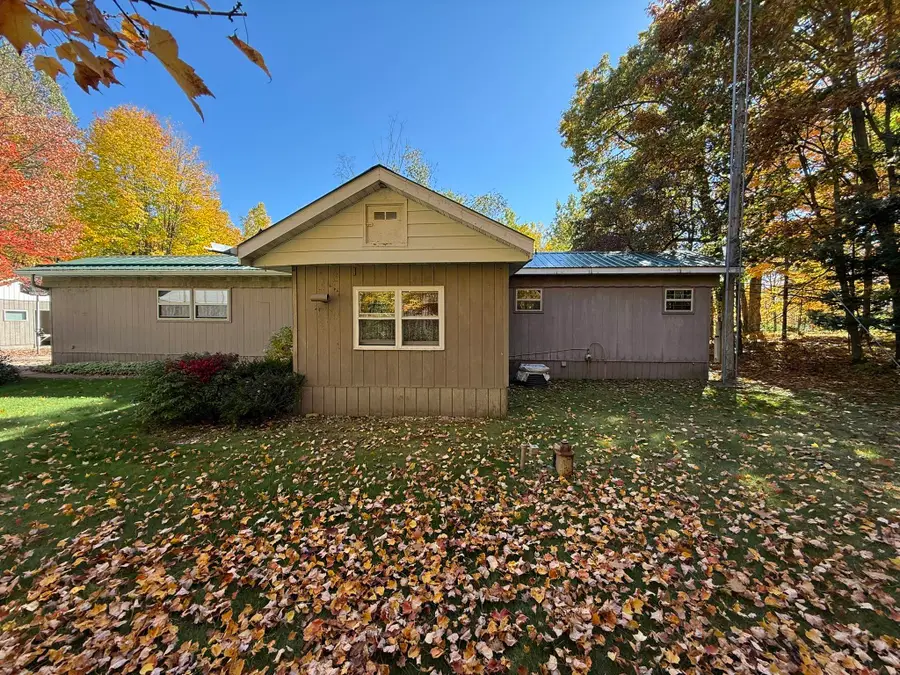 630 Kulczyski Lane, Armstrong Creek, WI 54103 - #3