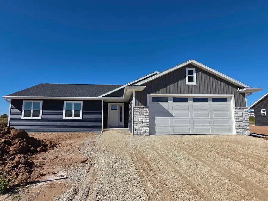 W6866 Mcallister Drive, Greenville, WI 54942 - #2
