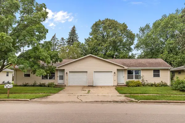 1217 Meadow Lane, NEENAH, WI 54956