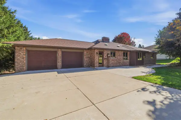 291 Evergreen Road, MOUNT CALVARY, WI 53047