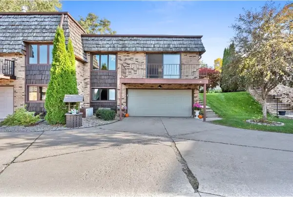 1140 Mt Mary Drive, GREEN BAY, WI 54311-5820