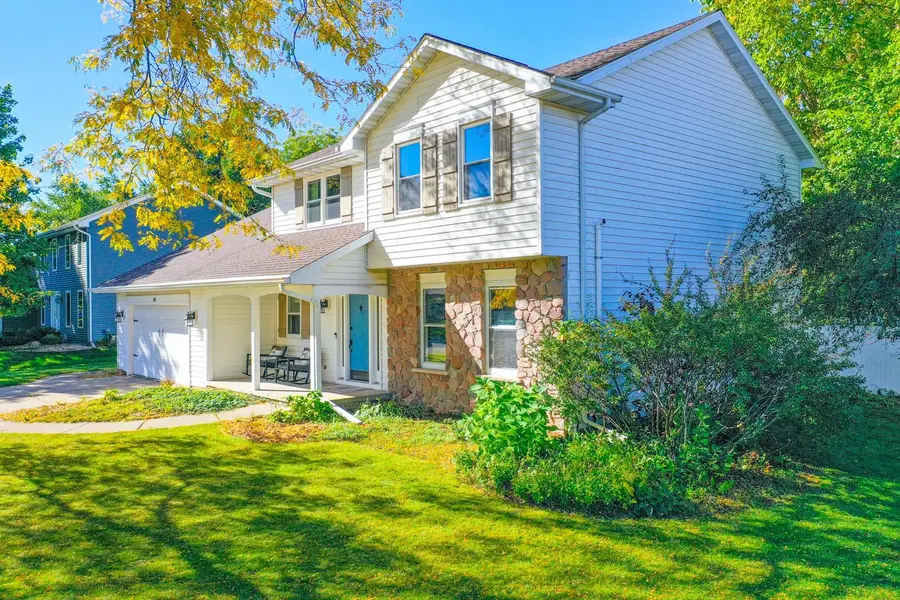 829 Meadowbrook Drive, Green Bay, WI 54313-6973 - #2