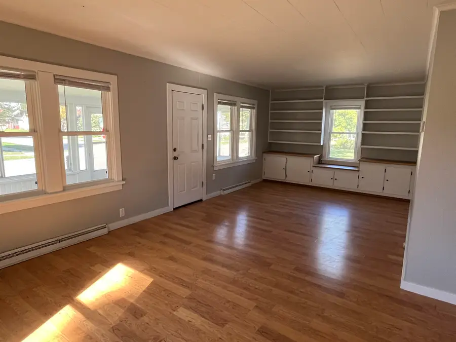 302 Pine Street, Neenah, WI 54956-3336 - #2