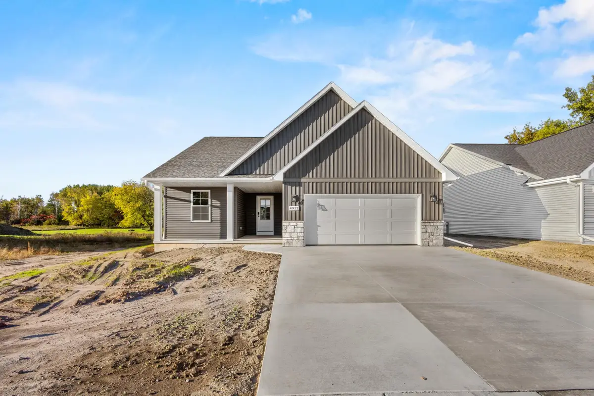 4932 Water Mint Way, Green Bay, WI 54313 - #1