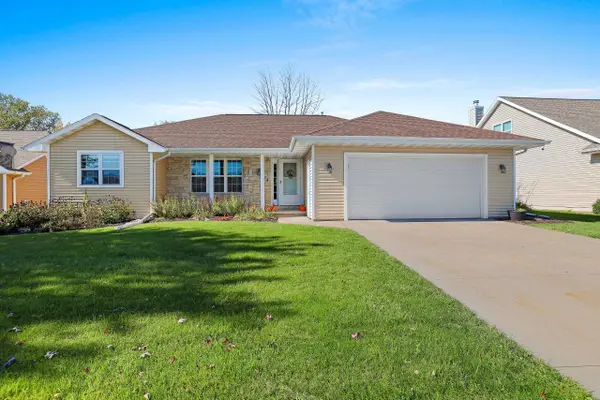 2182 W Melcorn Circle, DE PERE, WI 54115-7120