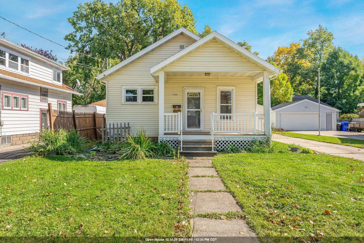 1561 W Prospect Avenue, Appleton, WI 54914-5147 - #1