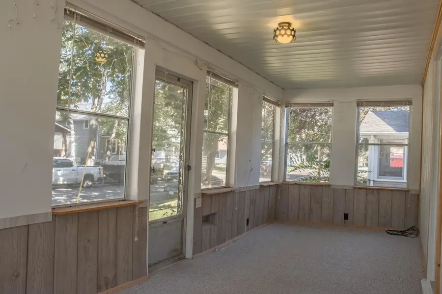 1023 W Commercial Street, Appleton, WI 54914-3654 - #2