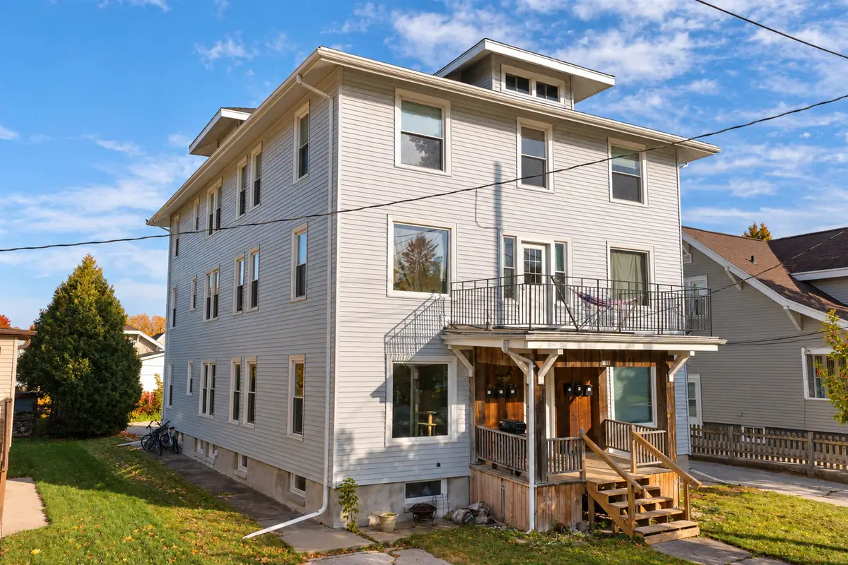 1115 S 15th Street, Manitowoc, WI 54220-5058 - #1