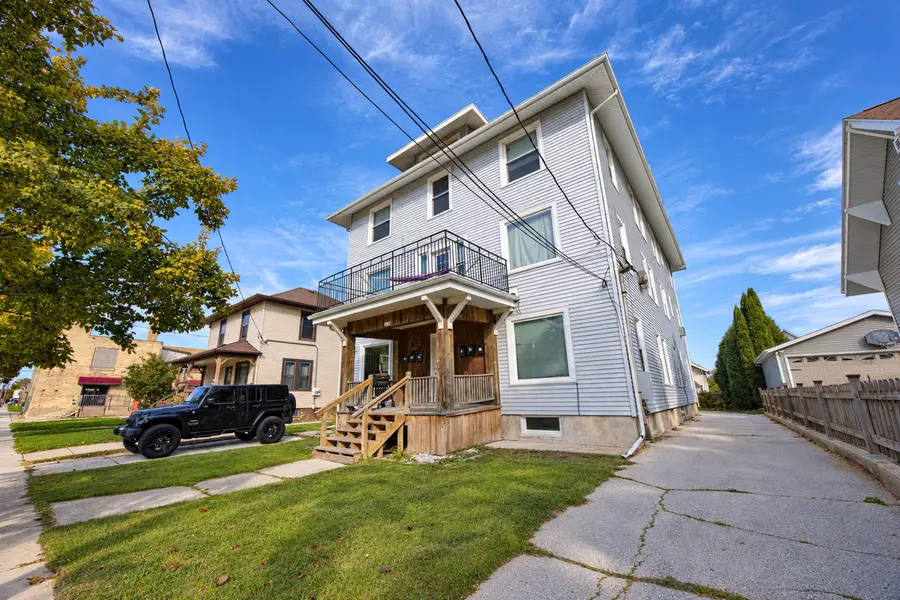 1115 S 15th Street, Manitowoc, WI 54220-5058 - #3