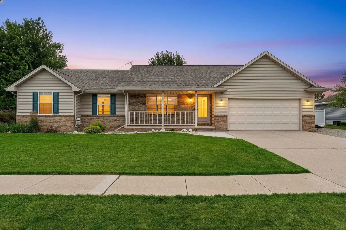 2337 Samantha Street, De Pere, WI 54115 - #1