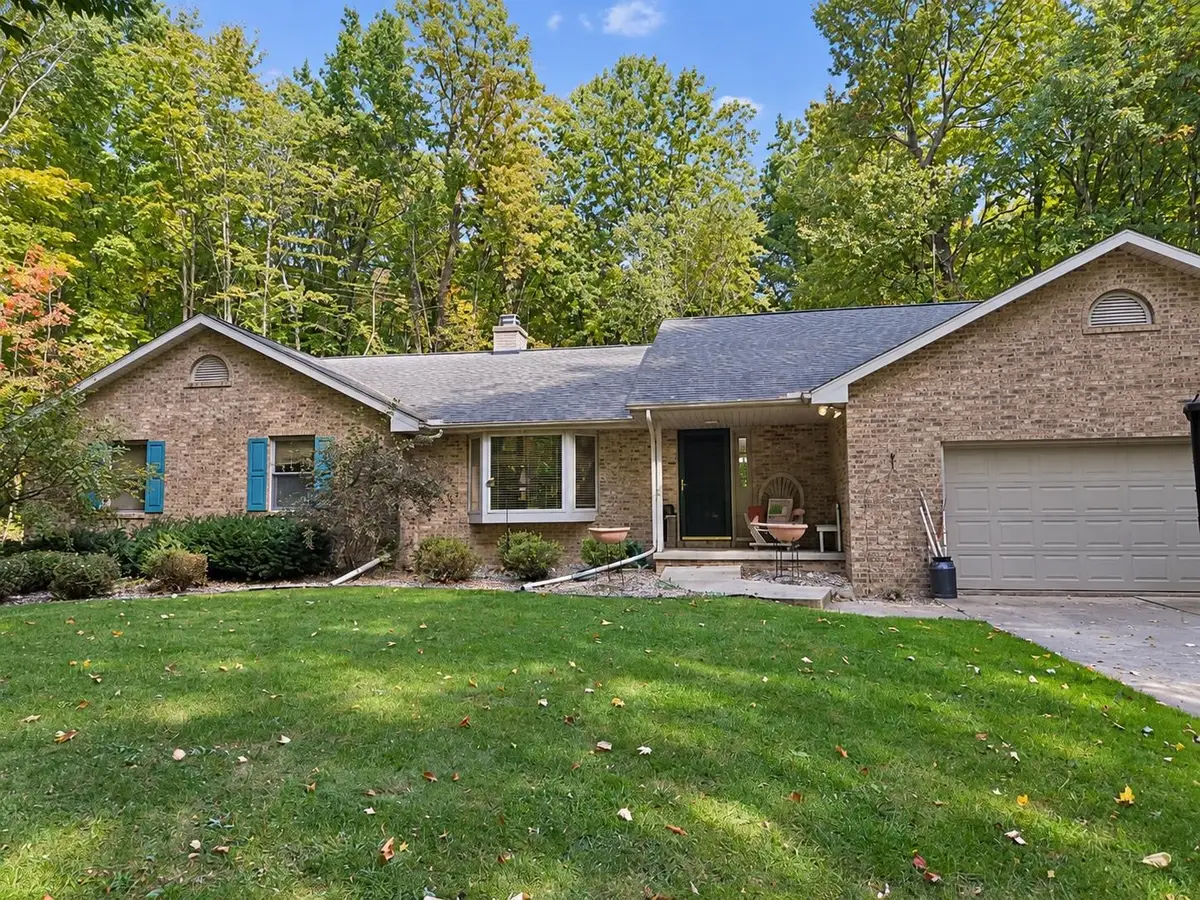 7910 Timberline Road, Oconto Falls, WI 54154 - #1