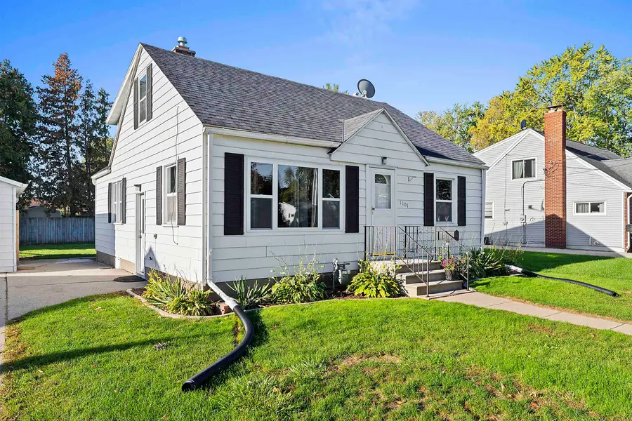 1101 9th Street, Green Bay, WI 54304 - #2