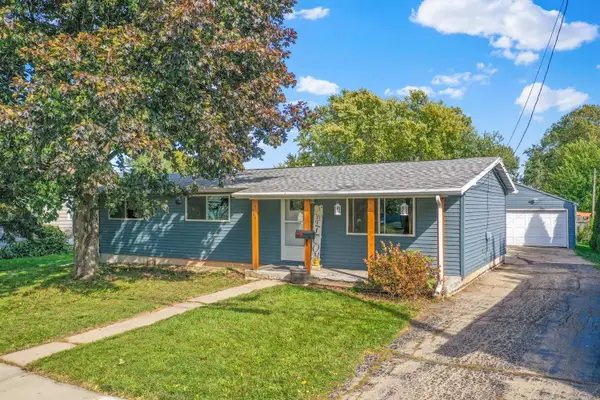408 Michigan Street, OSHKOSH, WI 54902-5942