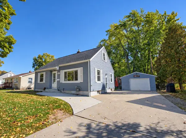 1817 Gross Avenue, GREEN BAY, WI 54304-3901