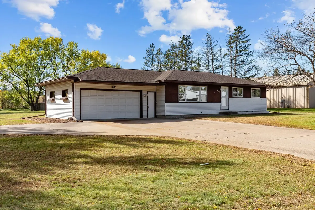 987 Okeefe Drive, Kronenwetter, WI 54455 - #1