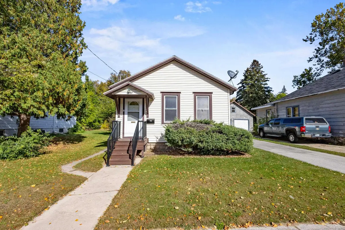 1463 Kurtz Avenue, Green Bay, WI 54301 - #1