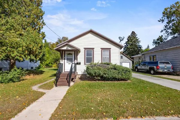 1463 Kurtz Avenue, GREEN BAY, WI 54301