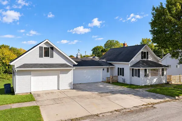 316 Beardsley Street, KEWAUNEE, WI 54216