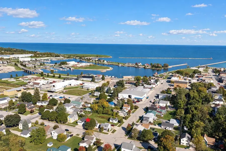 316 Beardsley Street, Kewaunee, WI 54216 - #2