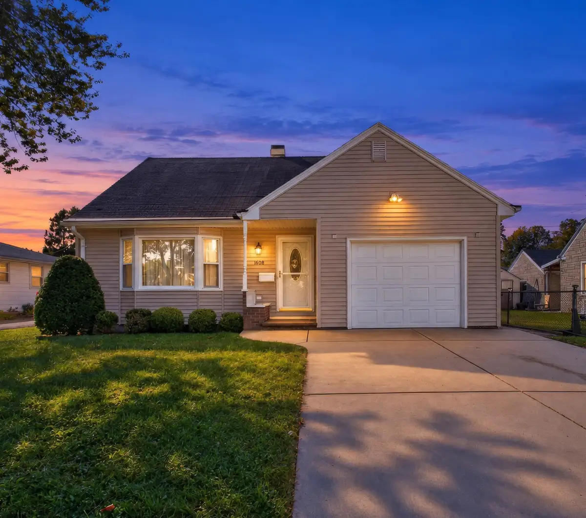 1608 Harold Street, Green Bay, WI 54302-3027 - #1