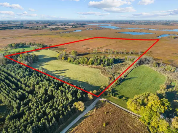 7417 Canary Road, PICKETT, WI 54964