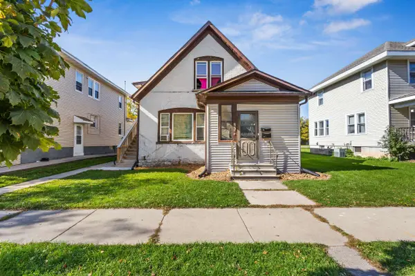 832 S Maple Avenue, GREEN BAY, WI 54304