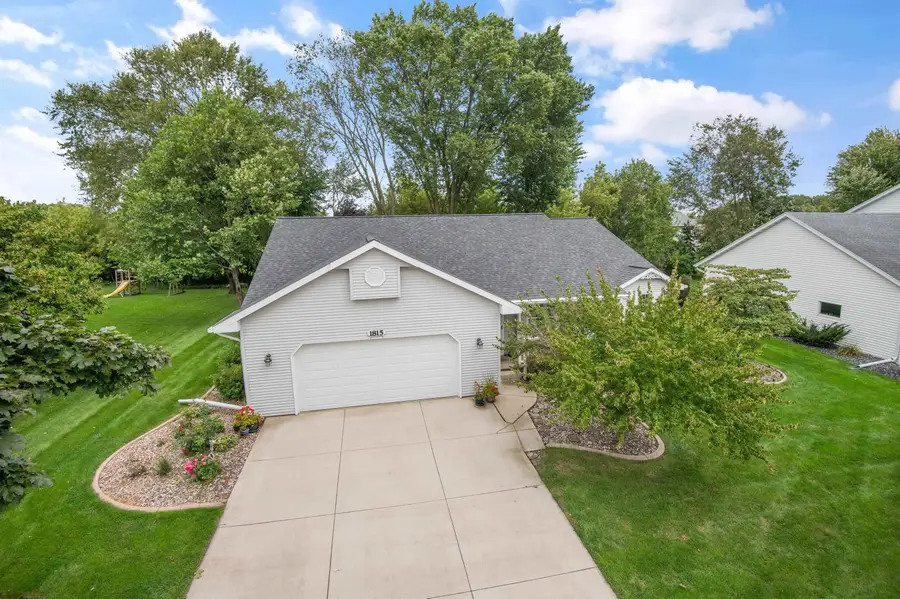 1815 Shelley Lane, De Pere, WI 54115-3722 - #2