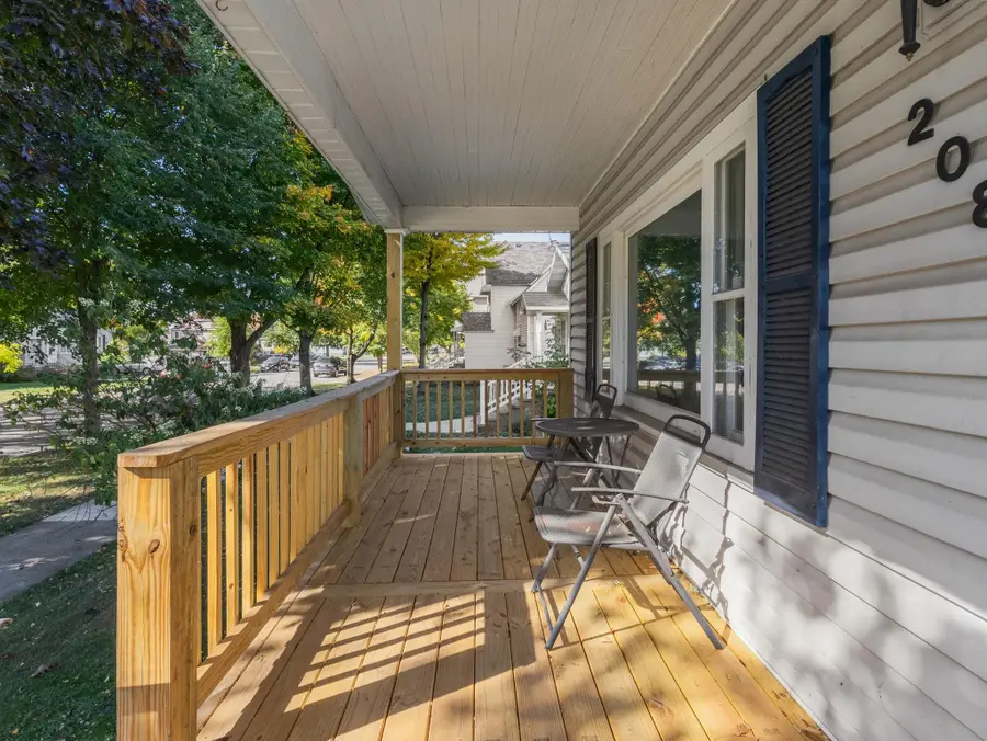 208 Terrace Avenue, Marinette, WI 54143 - #3
