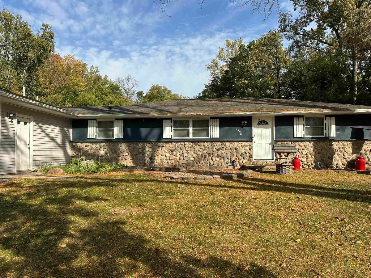 2700 He Nis Ra Lane, Green Bay, WI 54304-1310 - #1