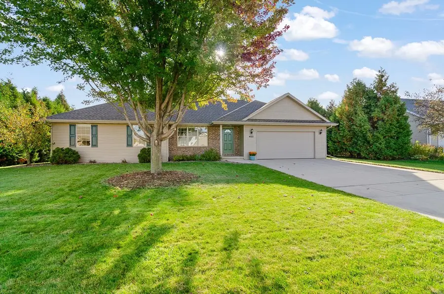 4021 S Parker Way, De Pere, WI 54115 - #2
