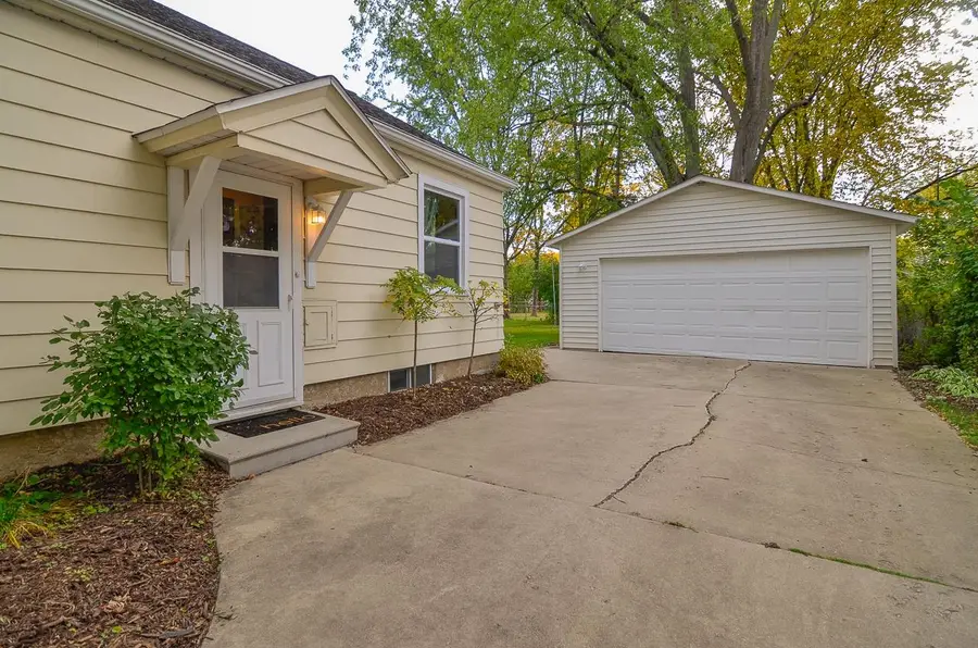 1123 Wirtz Avenue, Green Bay, WI 54304-2545 - #2